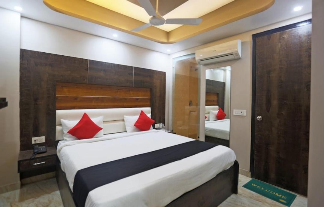 Hotel Amour By Rpi New Delhi Exterior foto